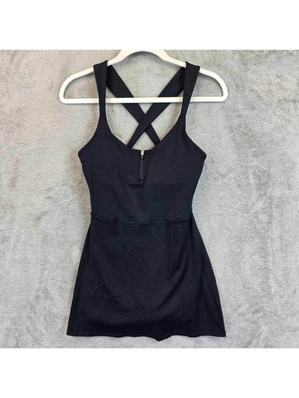 Alo Yoga Alosoft Showcase Dress Womens S Black Scoop Neck Strappy Skort